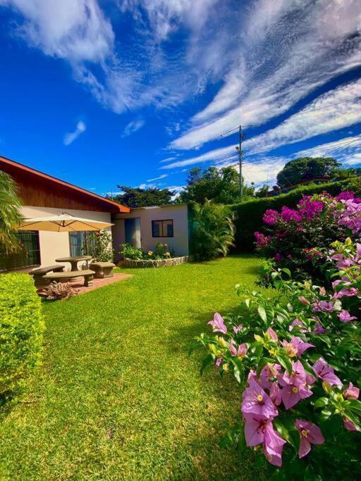 Peace Garden Apartment Monteverde 外观 照片